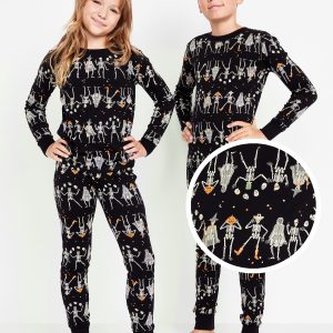 Gender-Neutral Snug-Fit Graphic Pajama Set for Kids